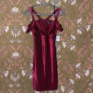 Guess off the shoulder cocktail dress